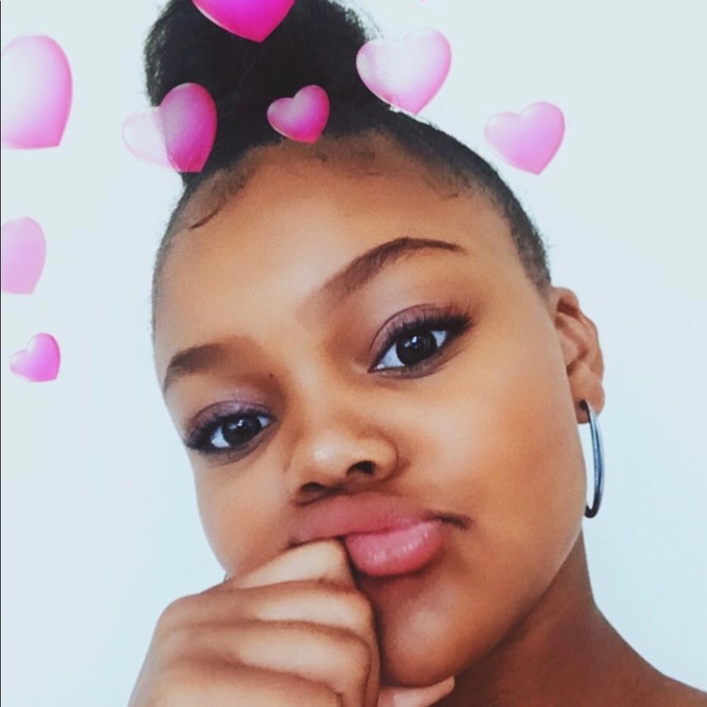 Meet your Posher, Camryn